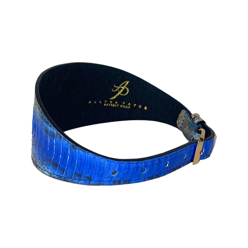 Stunning Multi-Blue Tone Snake 3 Wide Style Collar