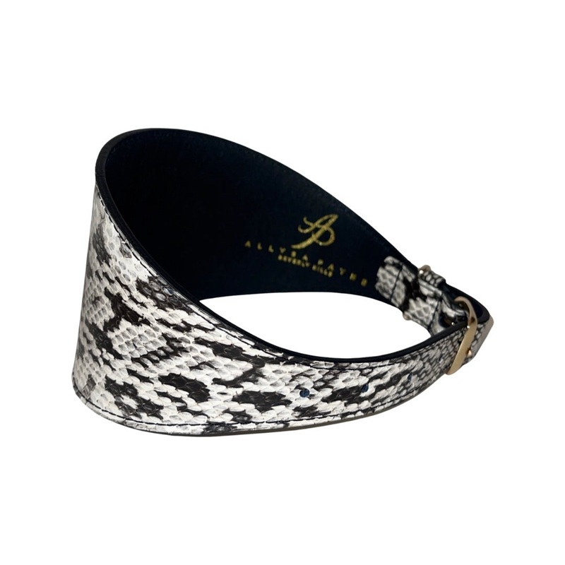 White & Black 4 Wide Snake Collar