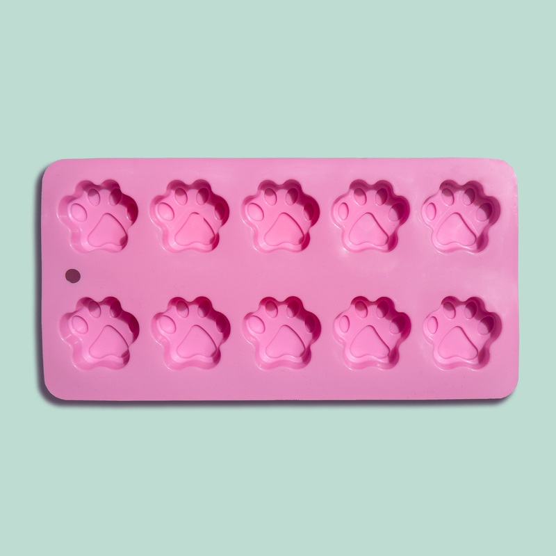 SodaPup Paw Shape Silicone Treat Tray Mould