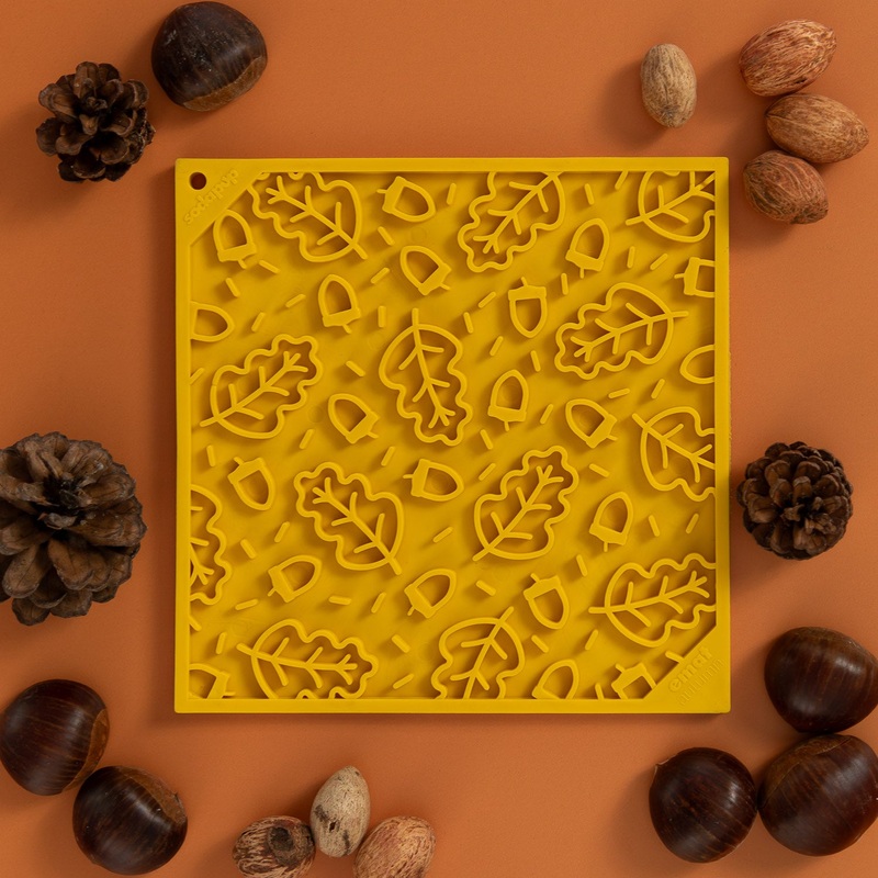 SodaPup Autumn Design Lick Mat