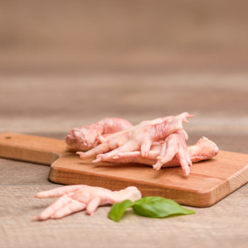 BCR - CHICKEN FEET RAW BONE - 1lbs