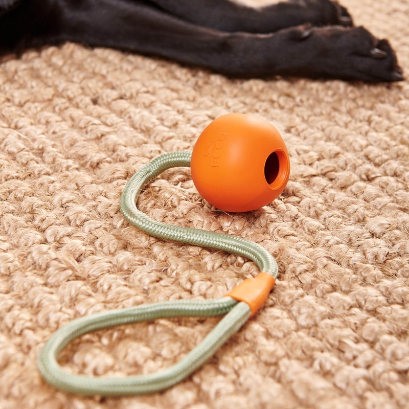 BECO - Slinger Ball Dog Natural Rubber & Rope (Outdoor Play)